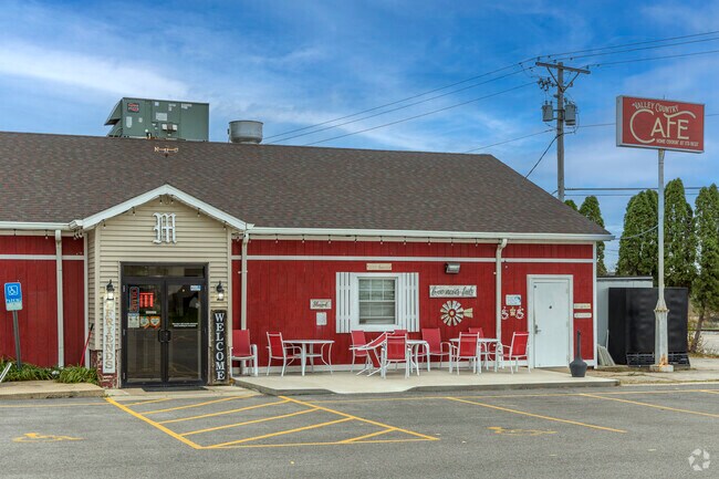 The Valley Country Cafe is a great place to eat in Stoney Creek.