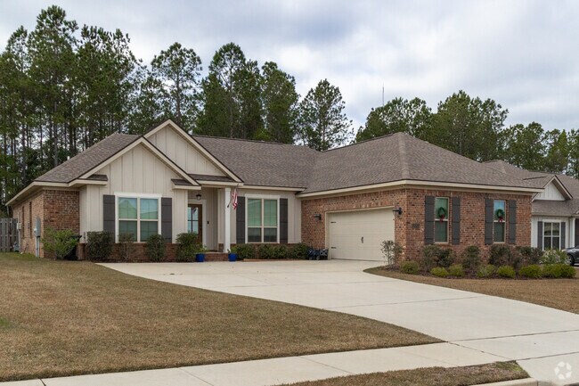 Discover Loxley, the friendly city and gateway to Alabama's Gulf Coast region.