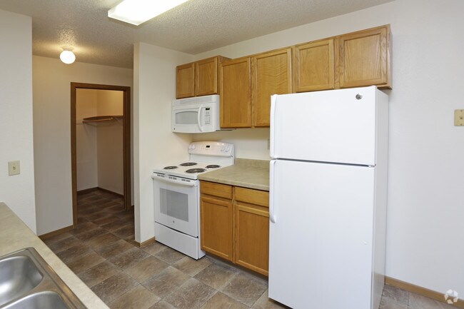 Century East Apartments, Bismarck, ND 58503 - photo 3