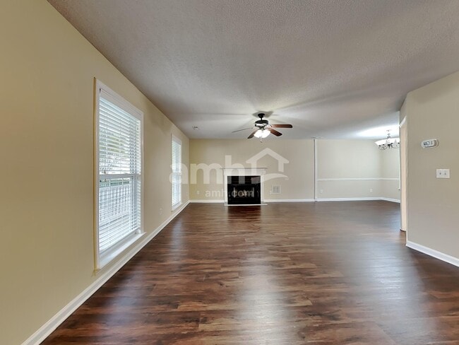 4013 Wellingham Ln, High Point, NC 27265 - photo 7