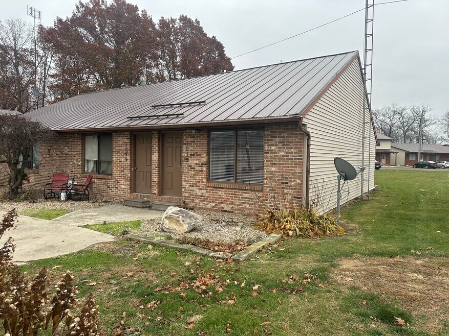 1033 Lakeshore Dr unit 1034, Pioneer, OH 43554 - photo 1