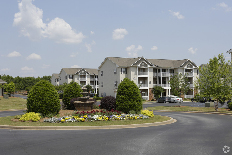 The Preserve at West View Apartments