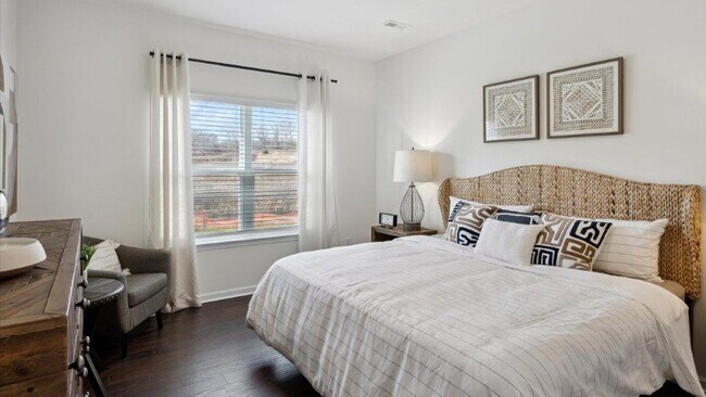 5127 Runnerstone Rd, Morristown, TN 37813 - photo 7