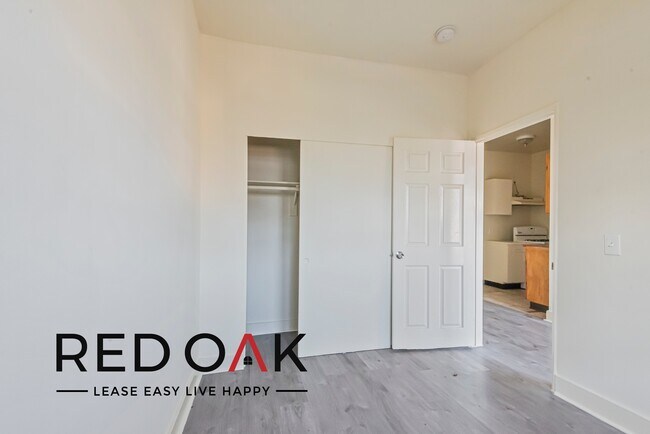 537 S Kenmore Ave unit 406, Los Angeles, CA 90020 - photo 3