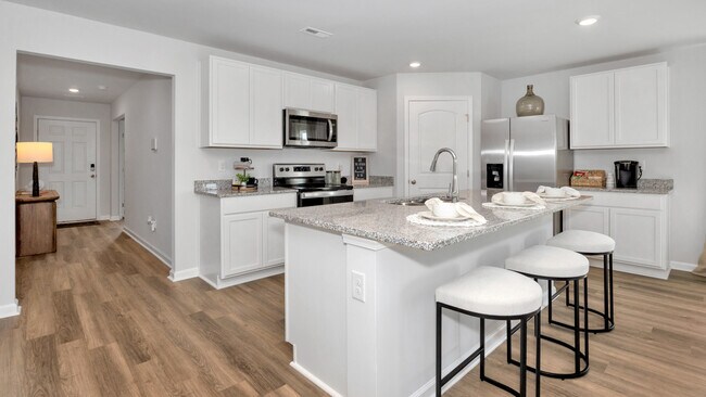 10018 Sequoyah Dr unit 36198270, Owens Cross Roads, AL 35763 - photo 5