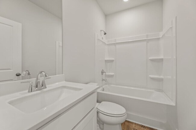 5262 Mulberry Creek Way, Flowery Branch, GA 30542 - photo 2