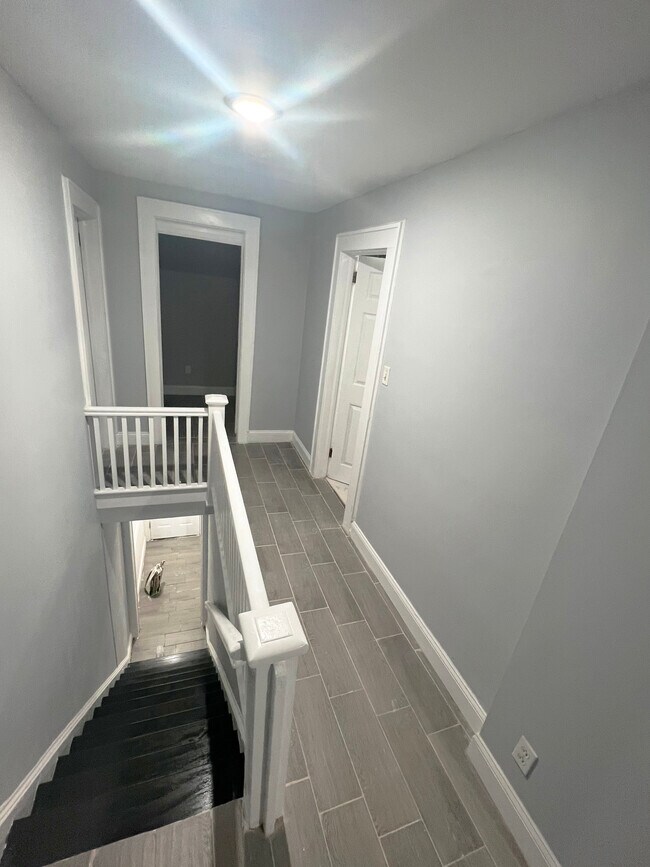 19 Parkview Terrace unit 2, Clifton, NJ 07011 - photo 3