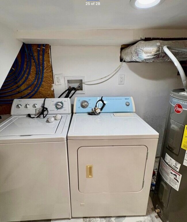 2609 Earp St, Philadelphia, PA 19146 - photo 6