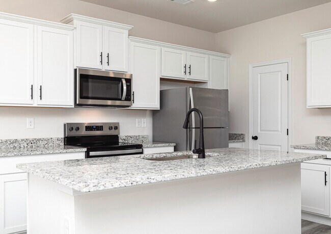 281 Sunfish Cir unit 37001004, Hoschton, GA 30548 - photo 6