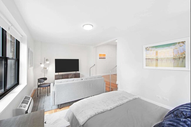 10 Downing St unit ID1356852P, New York, NY 10014 - photo 4