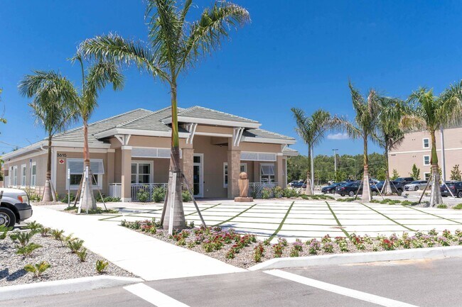 The Reef at Winkler, Fort Myers, FL 33916 - photo 5