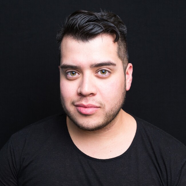 Agent Photo