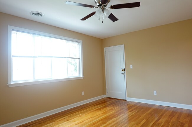 8713 Plymouth St unit 3, Silver Spring, MD 20901 - photo 4