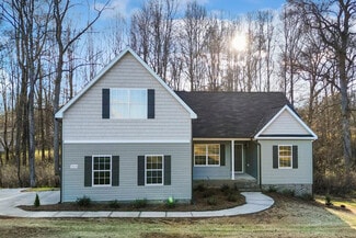 5212 Salem Woods, Graham, NC