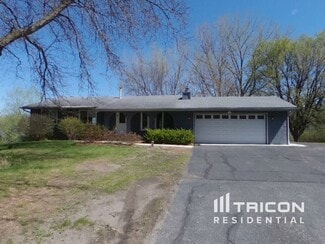 13548 Dan Patch Dr, Savage, MN 55378