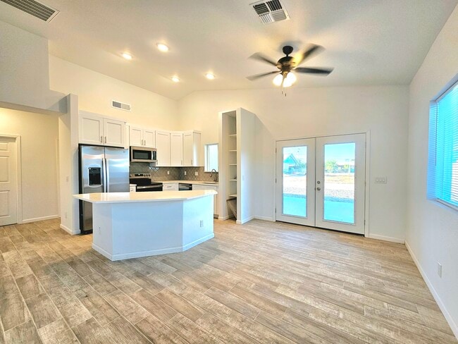 1112 E 4th St, Casa Grande, AZ 85122 - photo 5