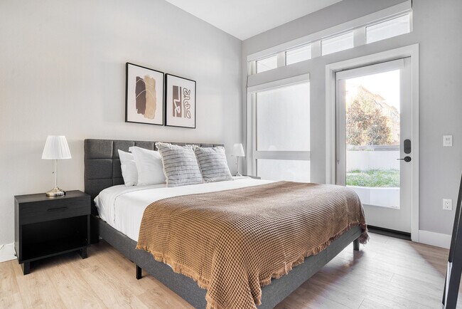 7205 Charmant Dr unit FL2-ID313A, San Diego, CA 92122 - photo 6