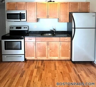26 Portland St Unit 237, Worcester, MA 01608