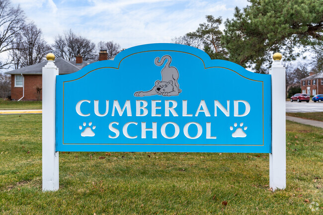 Cumberland Elementary School is a public grade school in Des Plaines, IL.