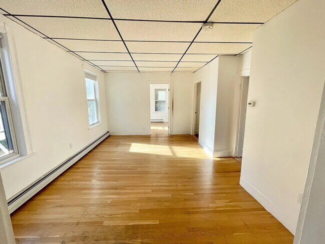 90 Pierce St unit 1, Malden, MA 02148 - photo 5