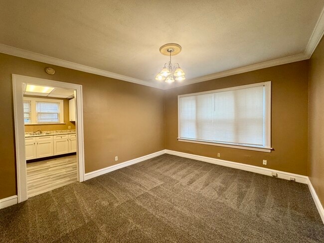 1604 Yale Ave NW, Canton, OH 44703 - photo 5