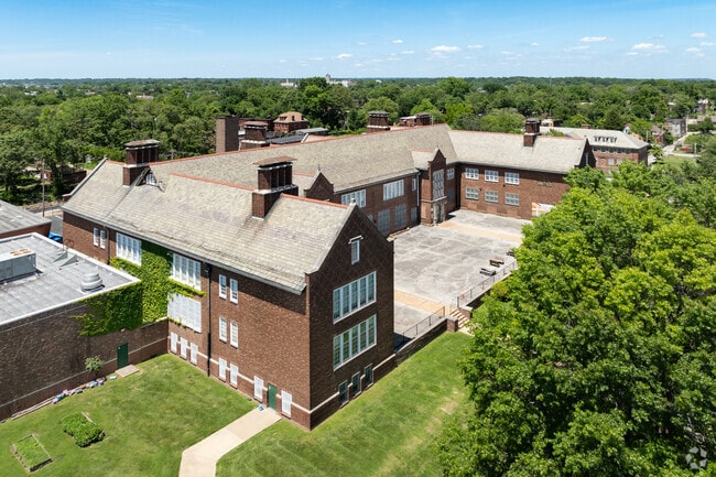 Ashland Elementary aligns with Missouri state standards.