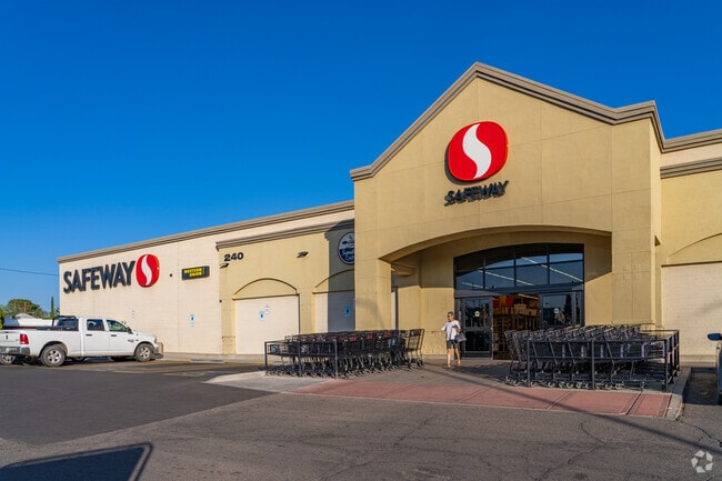 Safeway anchors one of the city’s main retail centers in Globe, providing residents with convenient access to groceries and pharmacy essentials.