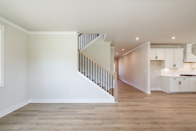 4202 Adler Cir, Buford, GA 30519 - photo 6