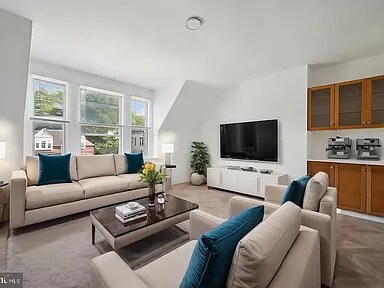 4814 Chester Ave unit 10, Philadelphia, PA 19143 - photo 3