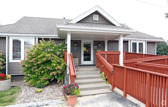 The Pointe on Fleur, Des Moines, IA 50321 - photo 4