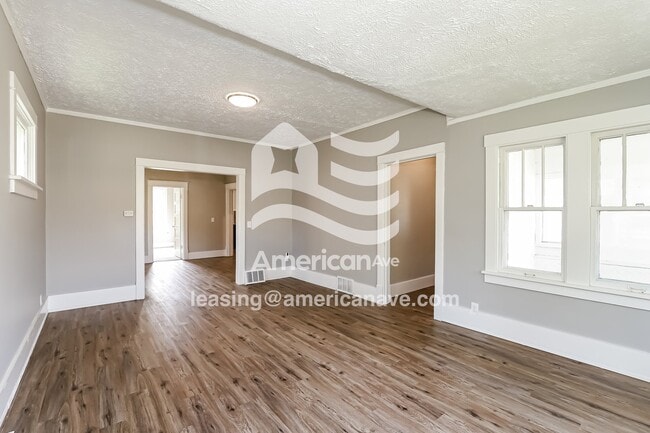 2859 Corby St, Omaha, NE 68111 - photo 3