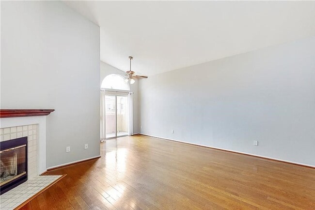 25120 Steinbeck Ave, Stevenson Ranch, CA 91381 - photo 2