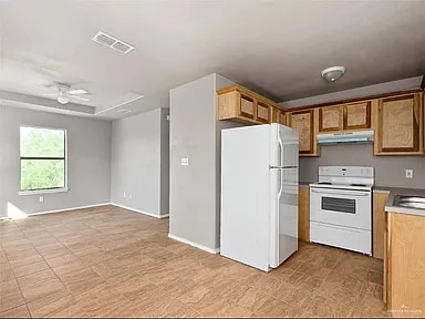 2416 E Rogers Rd, Edinburg, TX 78542 - photo 2