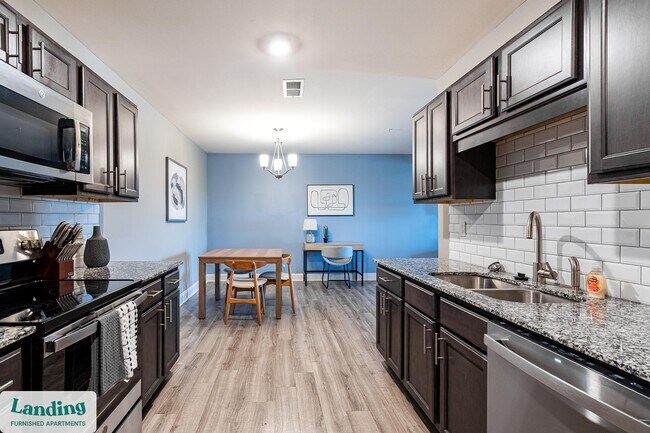 305 Laredo Dr unit 4-302, Cocoa, FL 32926 - photo 5