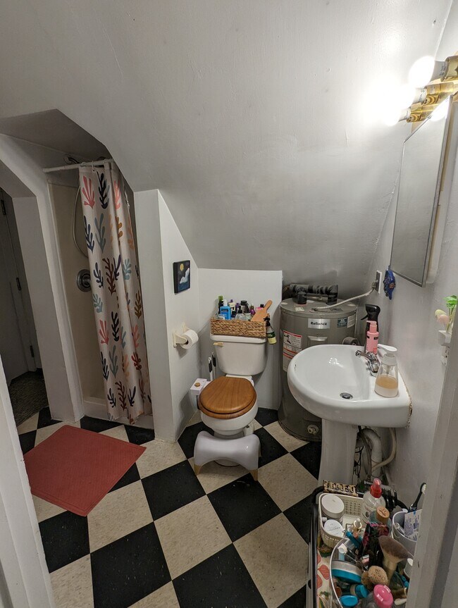 75 Prospect St unit 75-5, Barre, VT 05641 - photo 5