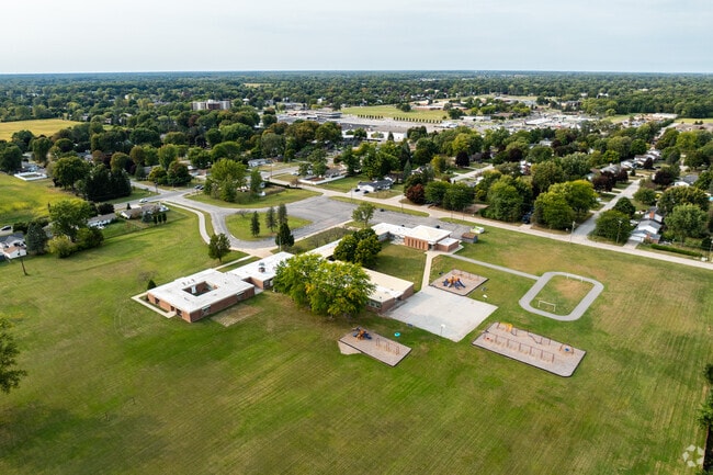 Kids are challenged to excel at Westdale Elementary School.