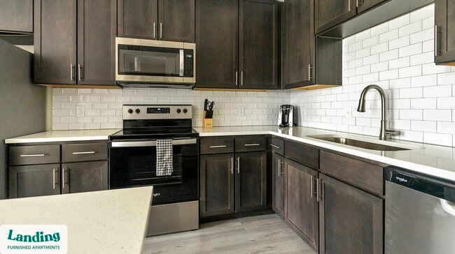 9650 52nd Ave E unit 2-112, Palmetto, FL 34221 - photo 7