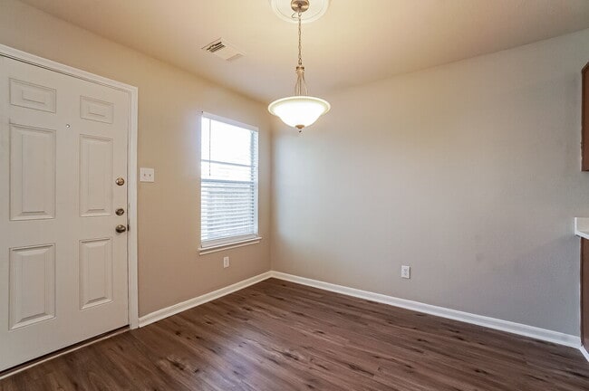 11410 Sugar Bowl Dr, Tomball, TX 77375 - photo 6