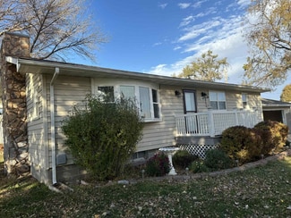 404 E 10th St, Kearney, NE 68847