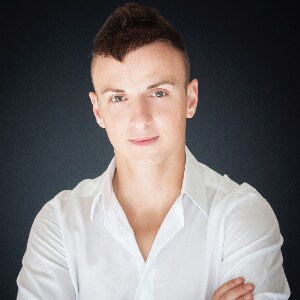 Agent Photo