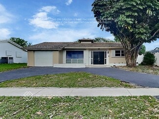 5301 Polk St, Hollywood, FL 33021