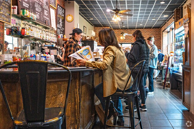 Babylon village has a nice selectionof  little boutique style eateries and coffee shops.