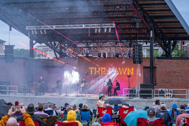 Enjoy live music at the Concerts in the DTL series.