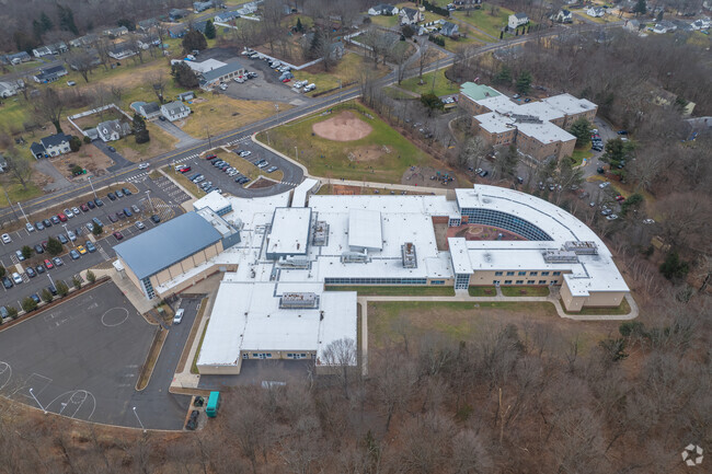 Find the Chatfield-LoPresti Elementary School at 51 Skokorat St, Seymour, CT 06483.