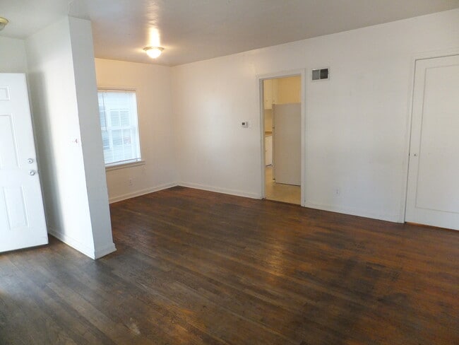 905 Ashland Rd, Columbia, MO 65201 - photo 4