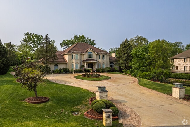 Millennial Mansions in Palos Park West.