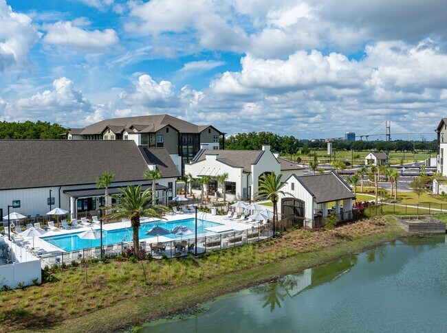 Silas Park, Savannah, GA 31401 - photo 7