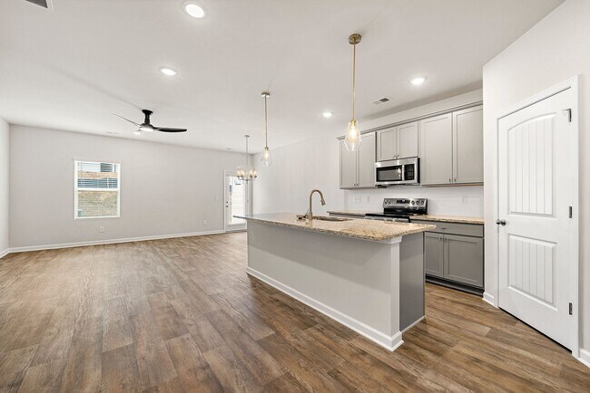 8361 Columbia Ct, Palmetto, GA 30268 - photo 6