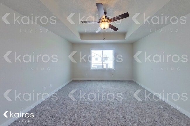 6933 Holly Ct, Johnston, IA 50131 - photo 6