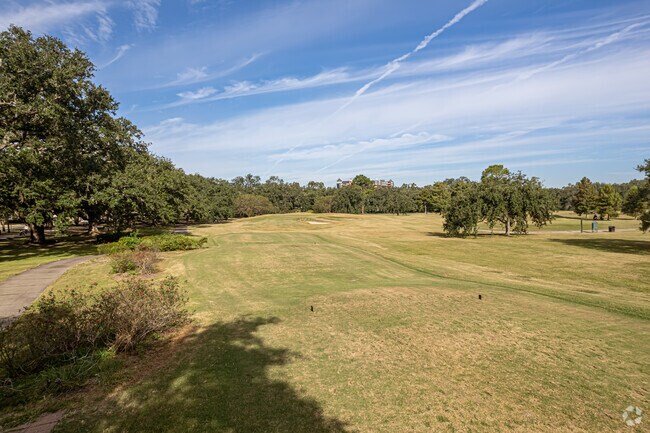 Catch a round of golf at the at the Audubon Park golf course.